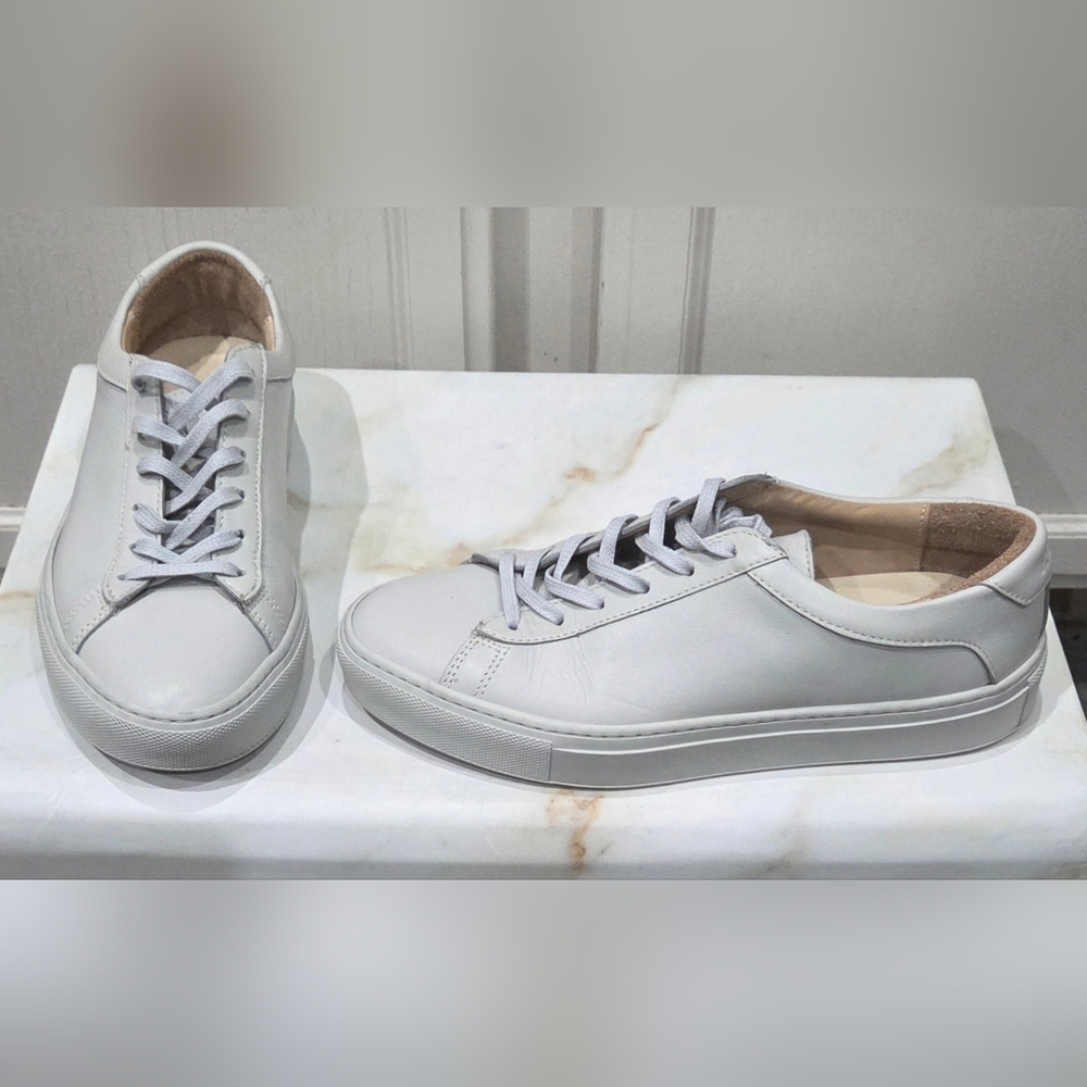 KOIO Capri Sneaker In Pebble Size 6